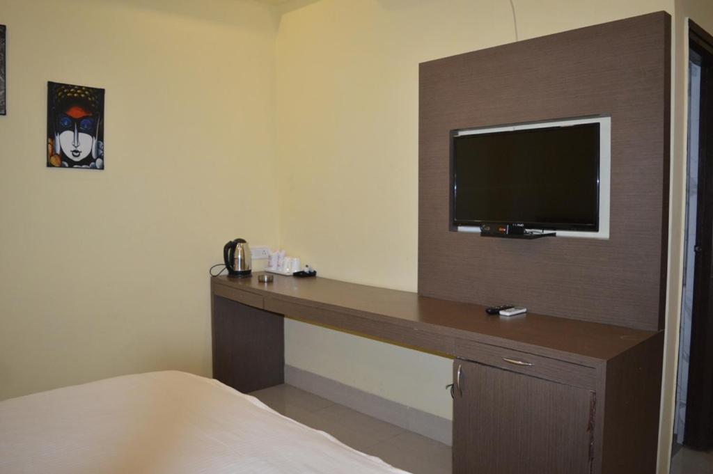 Hotel Sravasti Residency Katra  Exterior photo